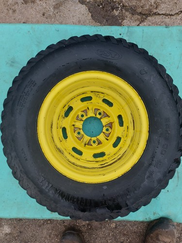John deere gator - xuv855d, front
