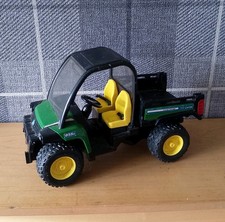 Bruder John Deere Gator